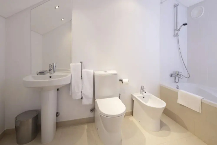 Chiado Apartments by LINC