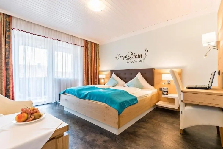 Comfort Double room with balcony and with garden view