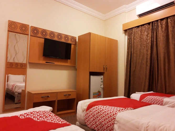 Standard Triple room
