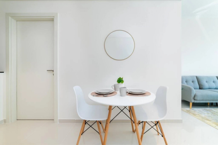 Immaculate 1BR apartment at Carson C
