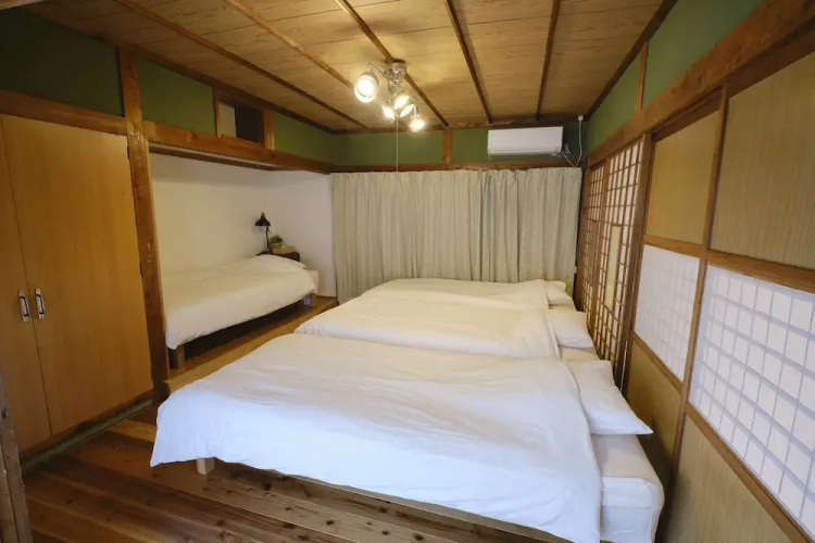Vacation rentals -kou-
