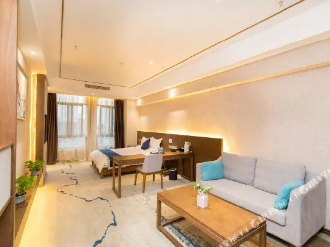 Ruijun Hotel