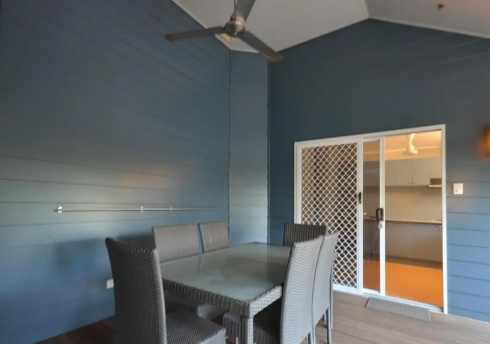 2 Bedrooms Cottage