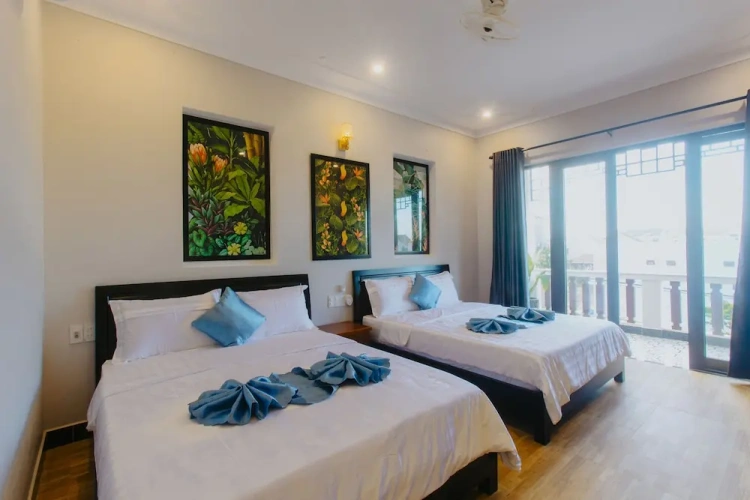 Deluxe Double room with city view