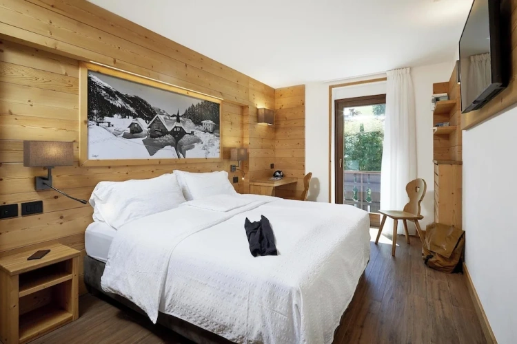 2 Bedrooms Deluxe Quadruple room