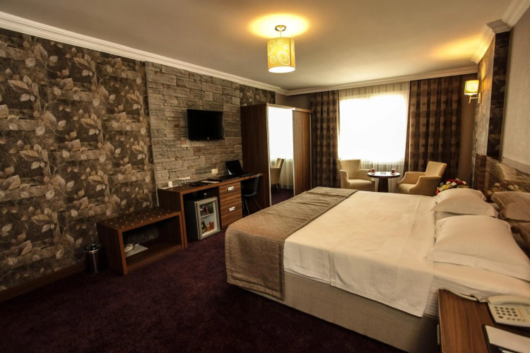 Grand Akcali Hotel
