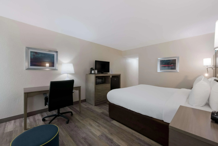Best Western Hampton Coliseum Inn