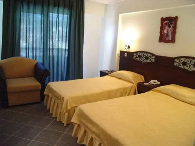 Seven Brothers Otel