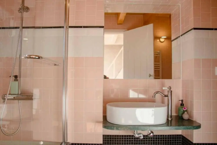 2 Bedrooms Suite