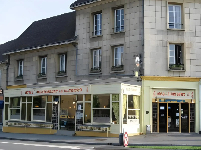 Hôtel Restaurant Le Hussard - Alençon