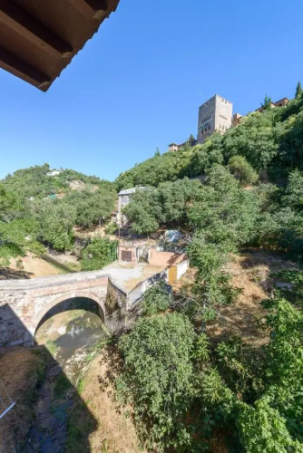 Chezmoihomes Alhambra