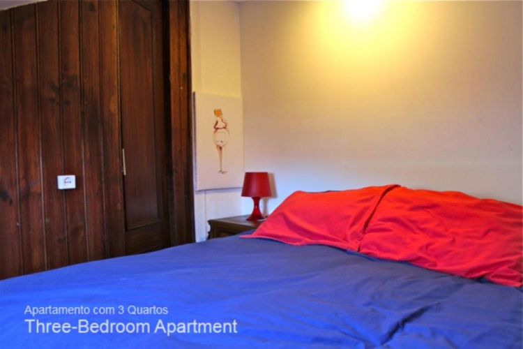 3 Bedrooms Apartment