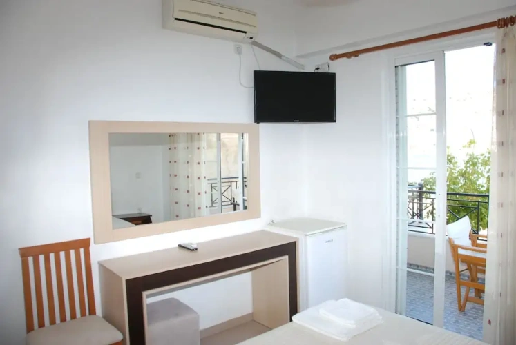 Standard Double room with balcony and with sea view