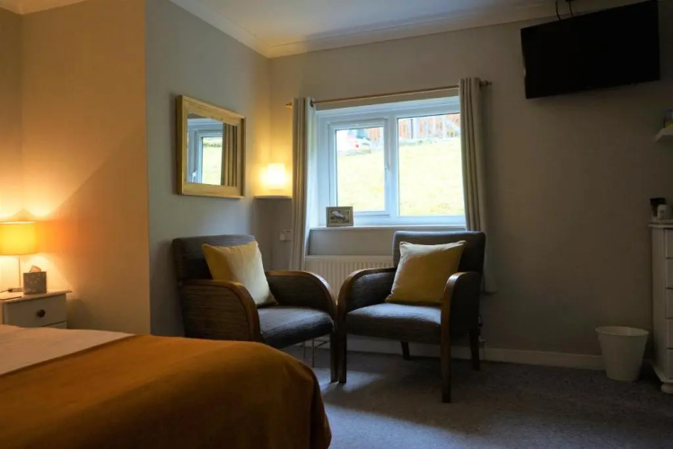Lundie View B & B