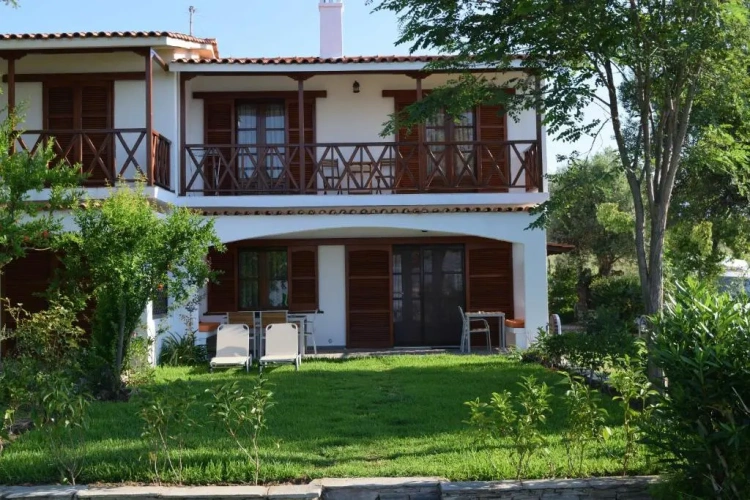2 Bedrooms Cottage