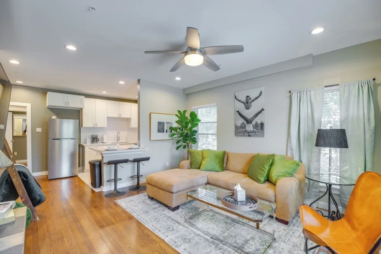 1 Bedroom Apartment