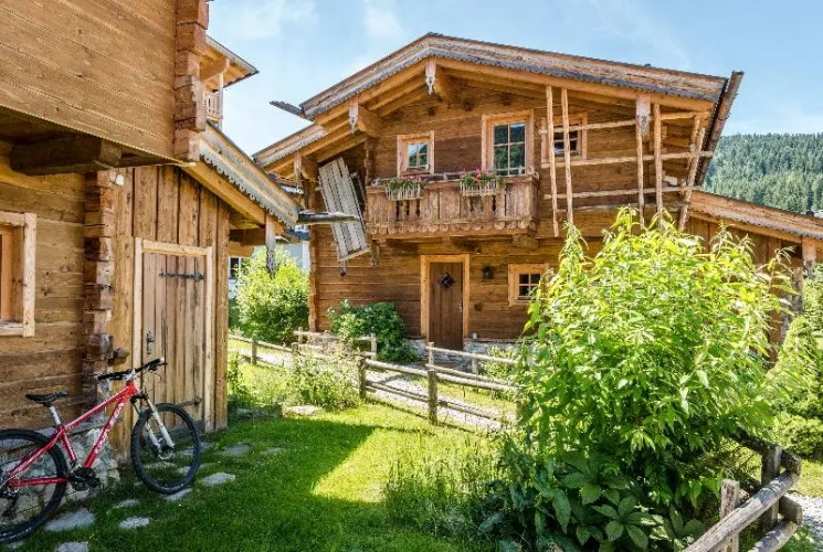 3 Bedrooms Villa