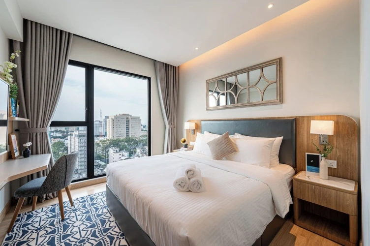 2 Bedrooms Luxury Apartment with balcony and with city view