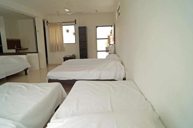 Hostal Frida - Adults Only