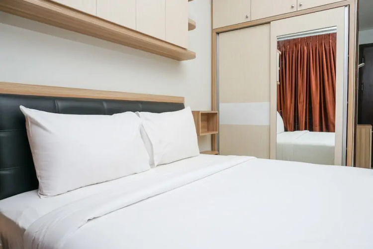 Modern Studio Room Puri Mansion Apartment