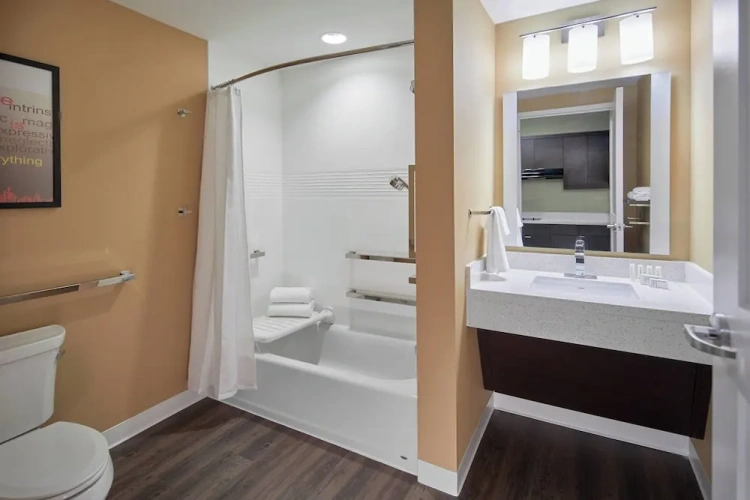 Quadruple Suite