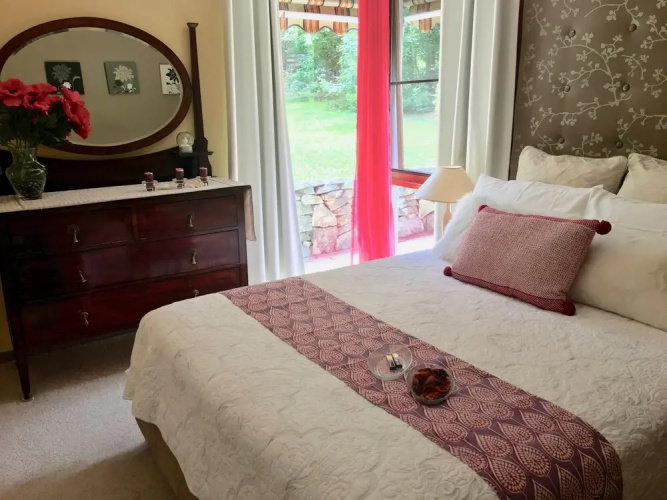 Crimson Villa
