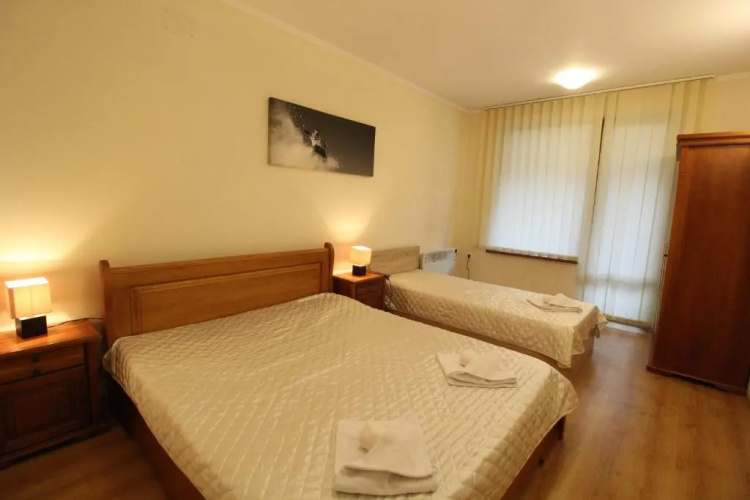 Pine Tree Apartment 3 - B3