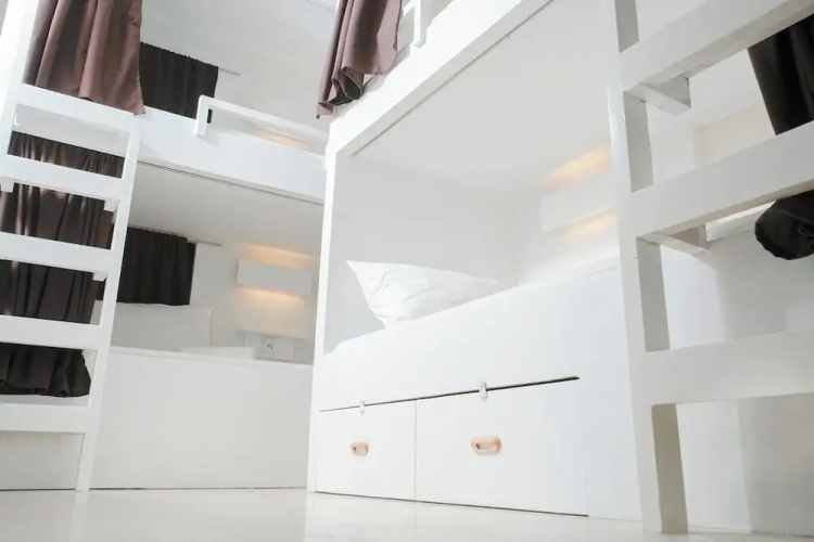 The A Hostel