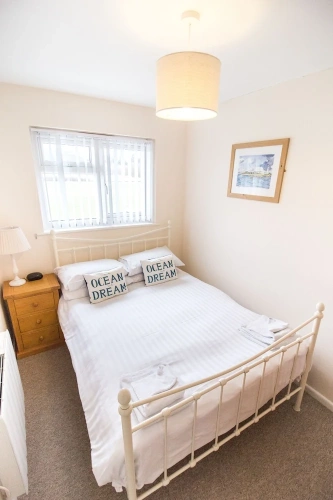 2 Bedrooms Premier Cottage