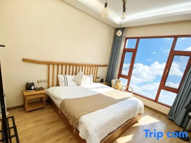 2 Bedrooms Family Suite with balcony