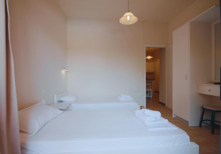 2 Bedrooms Apartment