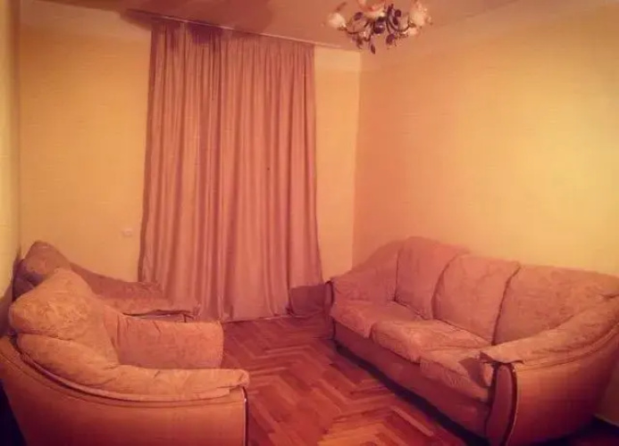 Guest House on Hrachya Qochar 7