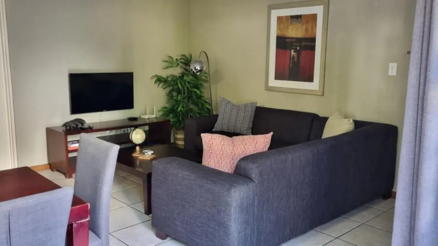 Homely Apartment, Hatfield, Unit-9