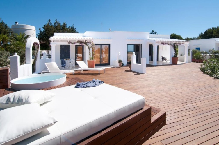 Grand Villa