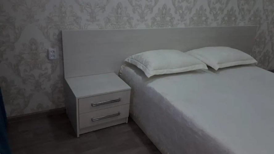 Apartment on Metallurgov 32