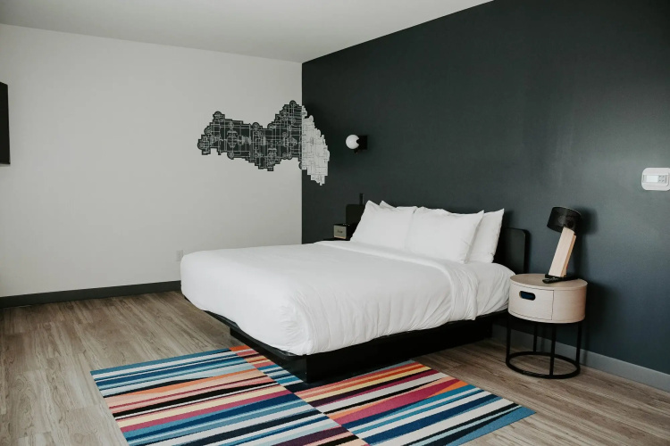 Aloft Omaha West