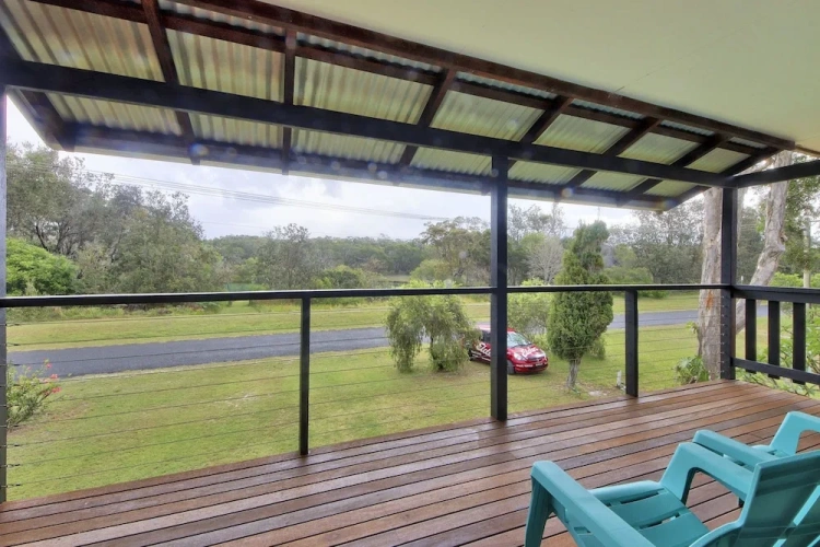 5 Bedrooms Cottage with balcony