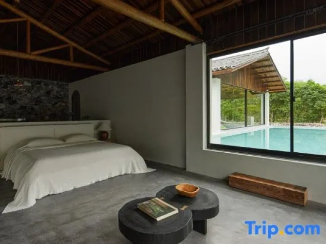 2 Bedrooms Suite