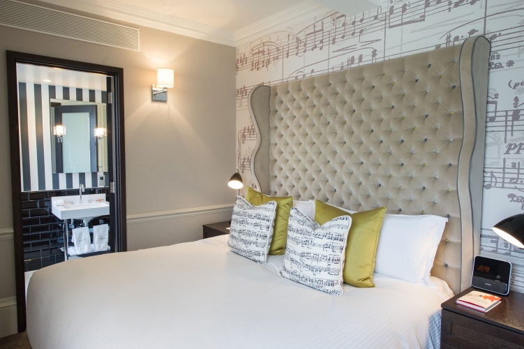 Superior room