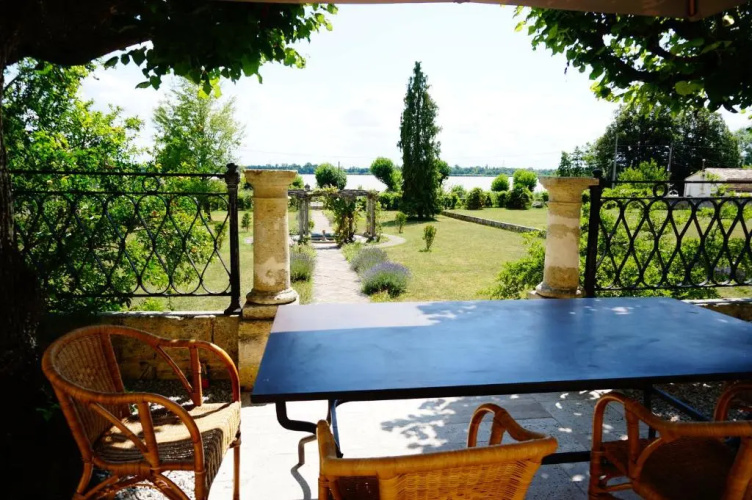 Villa Bacchus