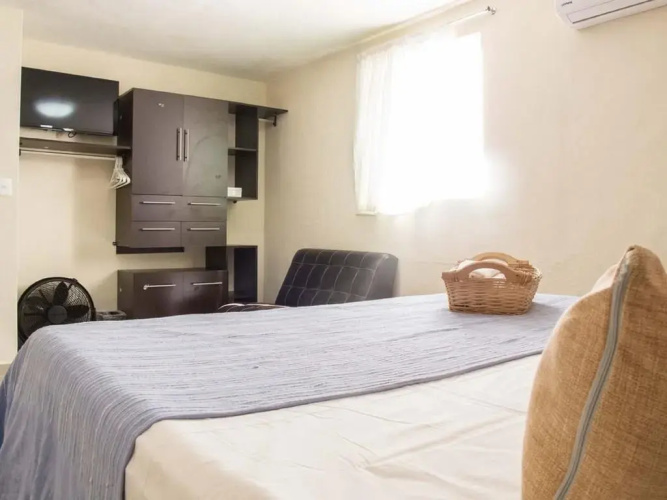 Hostel Only 4 you