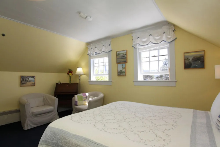 Seagull Inn