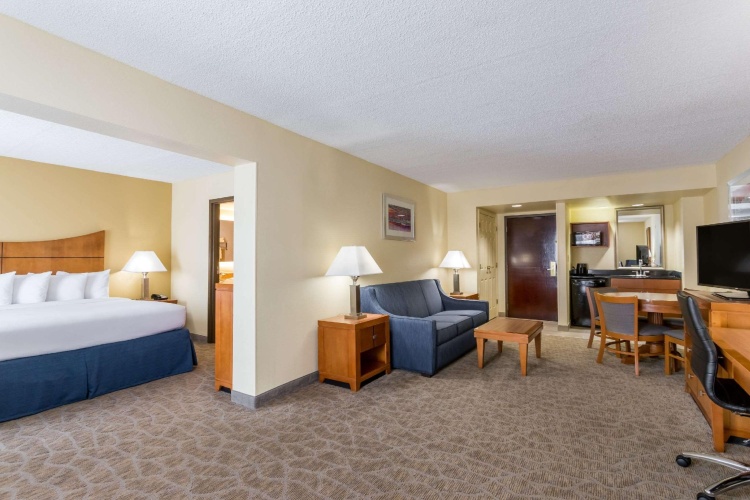 Double Suite