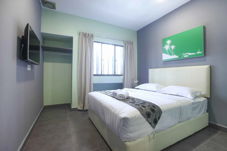 Grand Village Hotel