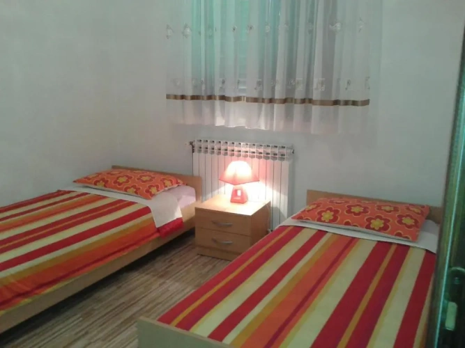 4 Bedrooms Villa