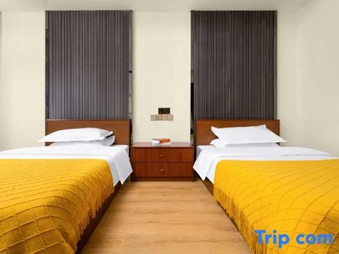 Standard Twin room with sunset view