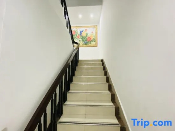 XuRiMan Hotel