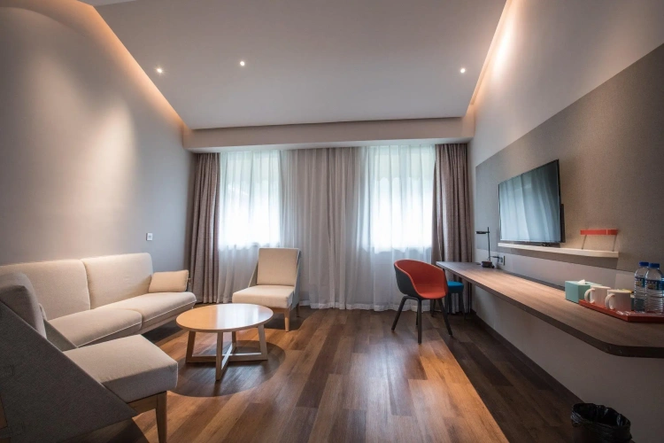 Double Suite