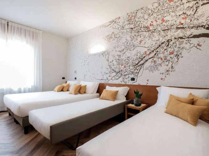 Hotel Lory