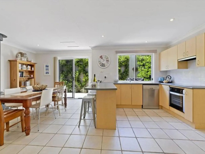 Walking Distance to Everything in Huskisson